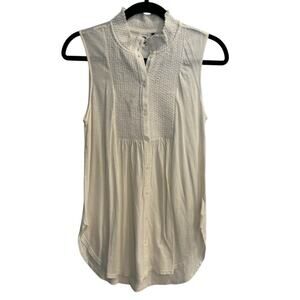 Akemi + Kin Anthropologie XS Extra Small White Sleeveless Ruffles Textured